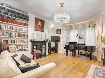 Flat to rent in Thirleby Road, Victoria, London SW1P