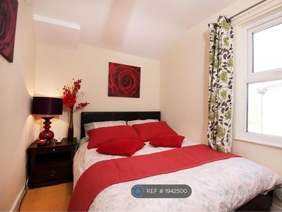 Room to rent in Selwyn Street, Liverpool L4