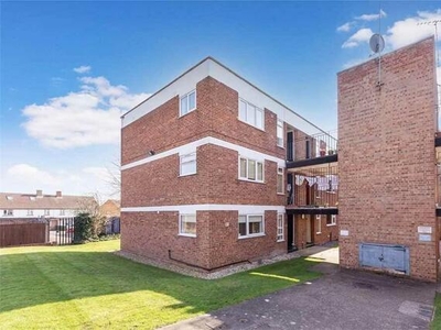 1 Bedroom Apartment For Sale In Huntercombe Lane North