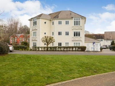 1 Bedroom Flat For Sale In Holborough Lakes, Snodland