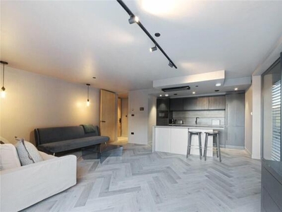 2 Bedroom Apartment For Sale In Hackney, London
