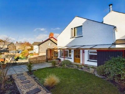 3 Bedroom End Of Terrace House For Sale In Llangattock