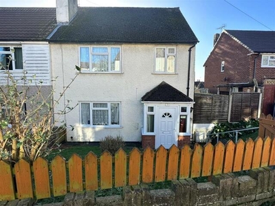 3 Bedroom House For Sale In Waltham Abbey