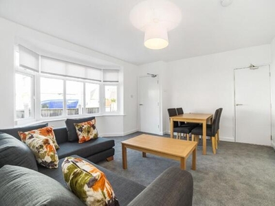 3 Bedroom Semi-detached House For Rent In Beeston, Nottingham