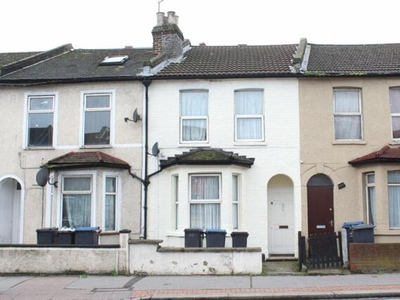 3 Bedroom Terraced House For Sale In Thornton Heath