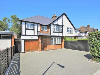 4 Bedroom Semi-detached House For Sale In Shenfield, Brentwood
