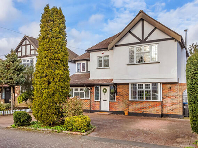 5 Bedroom Detached House For Sale In Coulsdon