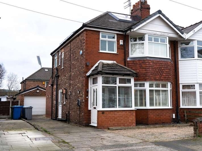 Property for Sale in Rutland Avenue, Firswood, M16