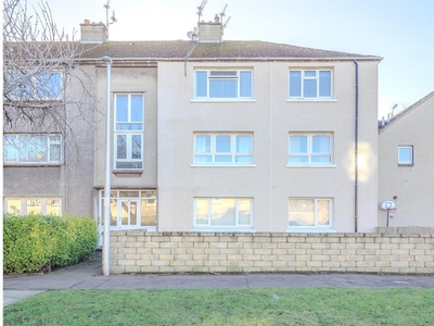 2 bed second floor flat for sale in Musselburgh