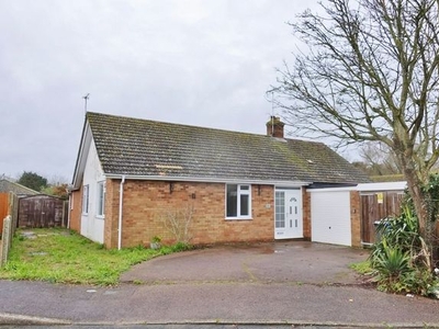 Bungalow to rent in St. Peters Avenue, Moulton, Newmarket CB8