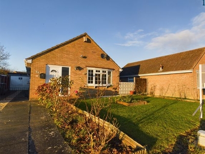 Detached bungalow to rent in Wolsey Way, Lincoln LN2