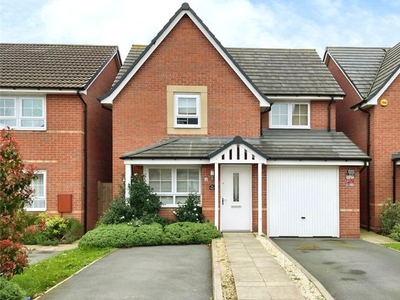Detached house for sale in Broomfield Crescent, Leicester, Leicestershire LE4