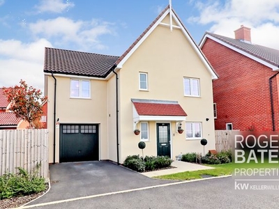 Detached house for sale in Carters Crescent, Wolsey Park, Rayleigh, Essex SS6