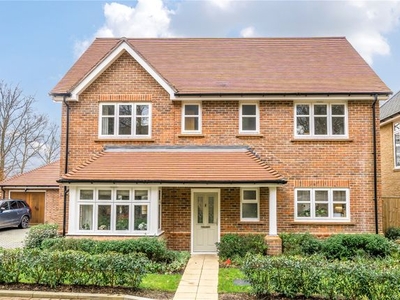 Detached house for sale in Claremont Close, Leatherhead KT22