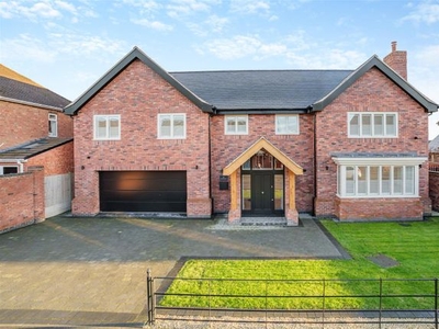 Detached house for sale in Coventry Road, Burbage, Hinckley LE10