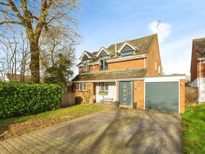 Detached house for sale in Derwent Road, Leighton Buzzard LU7