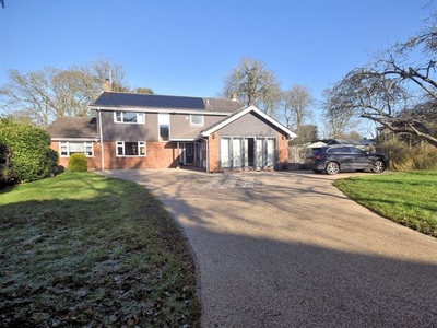 Detached house for sale in Garden Close, Halton, Aylesbury HP22