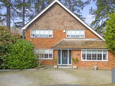 Detached house for sale in The Summit, Loughton, Essex IG10
