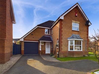 Detached house for sale in Walmer Crescent, Worcester, Worcestershire WR4