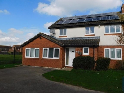 Detached house to rent in Nottingham Way, Peterborough PE1