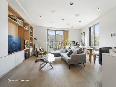 Flat for sale in Chatsworth House, One Tower Bridge SE1