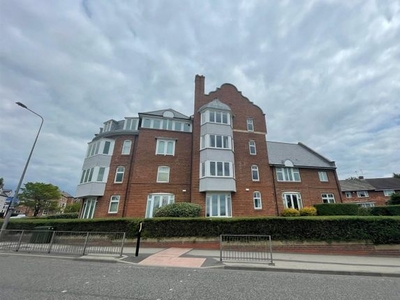 Flat for sale in Monument Court, Durham DH1