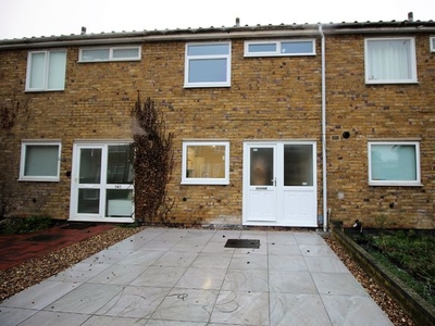 Terraced house to rent in Campkin Road, Cambridge CB4