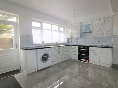 Terraced house to rent in Thornton Road, Ilford, Essex IG1