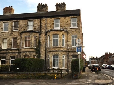 Town house for sale in York Road, The Rise, York YO24