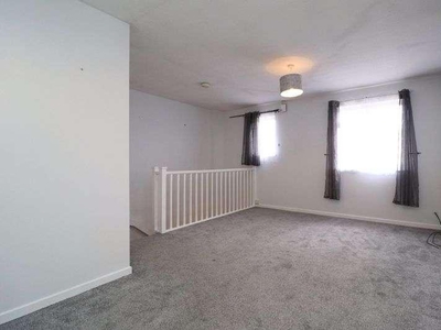 1 bed flat to rent in Raleigh Close,
GL3, Gloucester