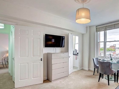 1 bedroom flat to rent Westminster, W1J 5NA