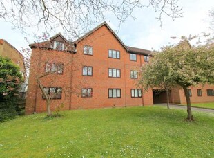 2 Bedroom Apartment For Sale In South Sutton