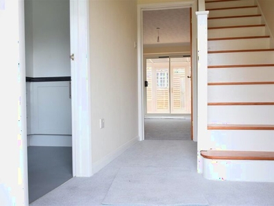 2 Bedroom End Terrace House To Rent