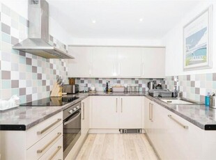 2 Bedroom Flat For Sale In Penzance