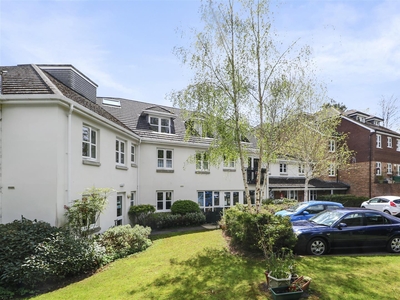 2 Bedroom Retirement Apartment For Sale in Liphook, Hampshire