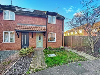 2 Bedroom Semi-detached House For Sale In South Woodham Ferrers, Chelmsford