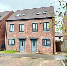 3 Bedroom End Of Terrace House For Sale In Telford