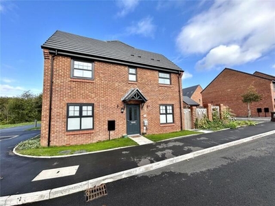 3 Bedroom Semi-detached House For Sale In Ashton-under-lyne, Greater Manchester