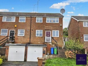 3 Bedroom Semi-detached House For Sale In Middleton, Manchester
