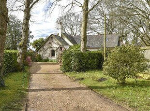 4 Bedroom Detached House For Sale In Broadstone, Dorset