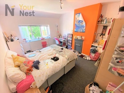 4 bedroom house to rent Leeds, LS6 1NF