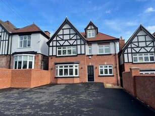 5 Bedroom Detached House For Sale In 34a Highland Grove