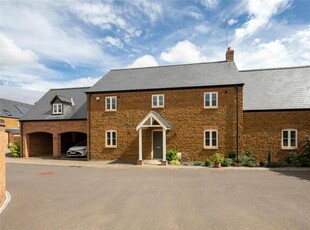 5 Bedroom Detached House For Sale In Harpole, Northamptonshire