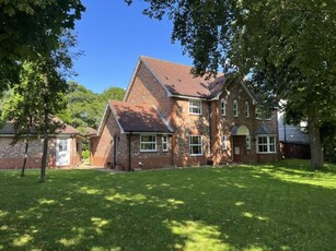 6 Bedroom Detached House For Sale In Hartlepool, Durham