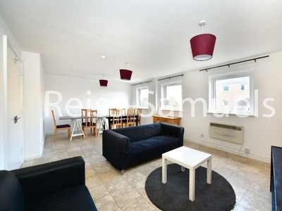7 bedroom town house to rent London, E14 3UA