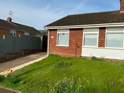 Bungalow to rent in Tinabrook Close, Ipswich IP2