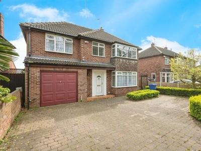 Detached house for sale in Armthorpe Road, Wheatley Hills, Doncaster DN2