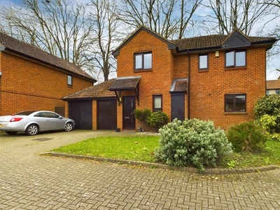 Detached house to rent in Stonefield Park, Maidenhead, Berkshire SL6