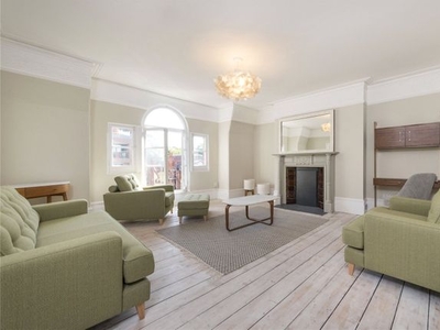 Flat for sale in Burgess Park Mansions, Fortune Green Road NW6