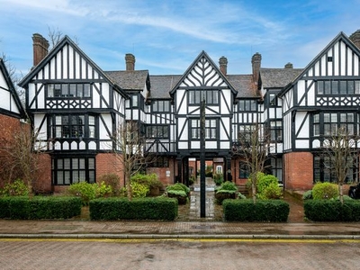 Flat for sale in Rothschild Place, Tring HP23